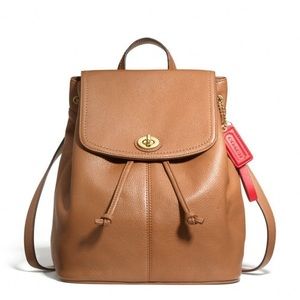 Park Leather Pebbles Camel mini Backpack turnlock